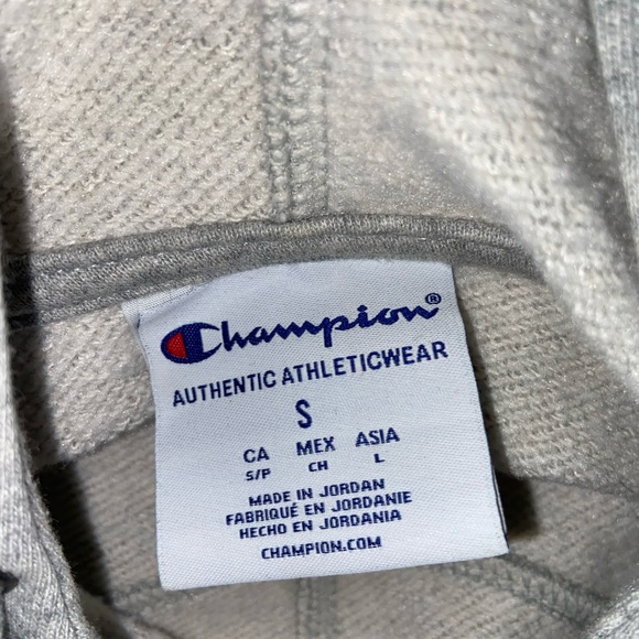 College Hoodie. SETON HALL UNIVERSITY. - Picture 4 of 5